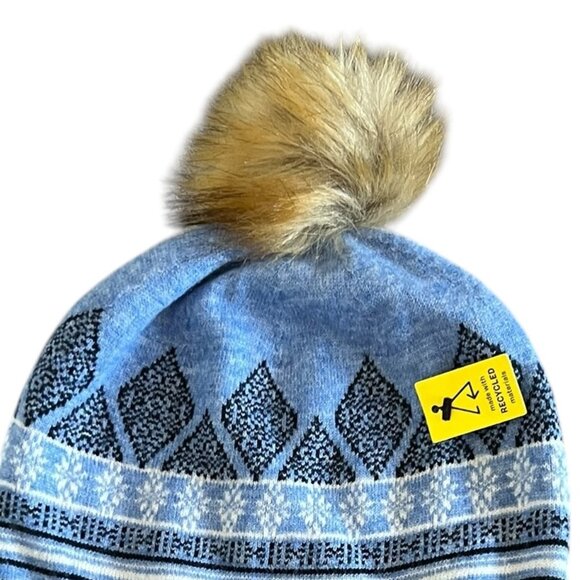 Turtle Fur NEW Women's Ellen Recycled Pom WInter Hat In Sky Blue - Picture 3 of 11